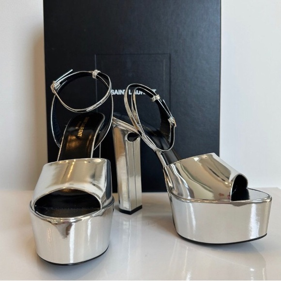 NWT SAINT LAURENT Jodie Metallic 135 Patent Leather Platform Sandals Silver 39.5 - Picture 9 of 15